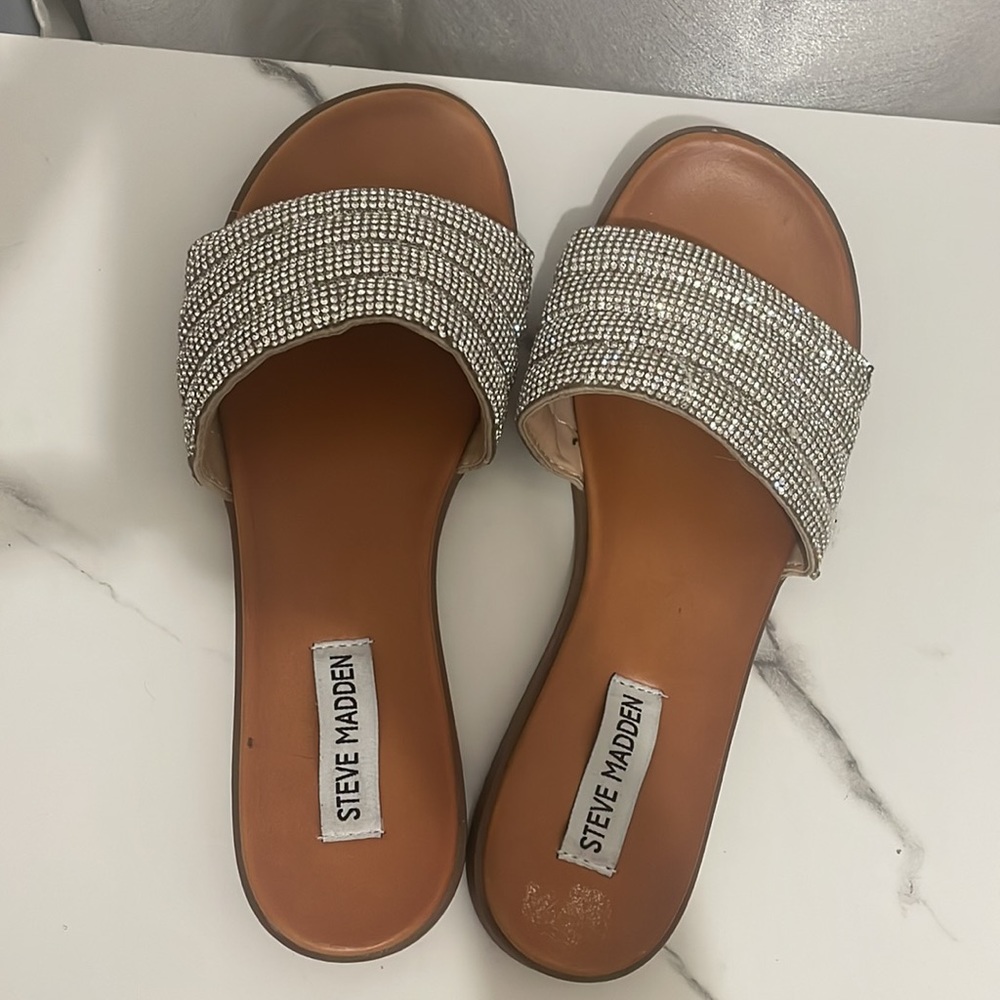 Size 7, Steve Madden rhinestone Sandals